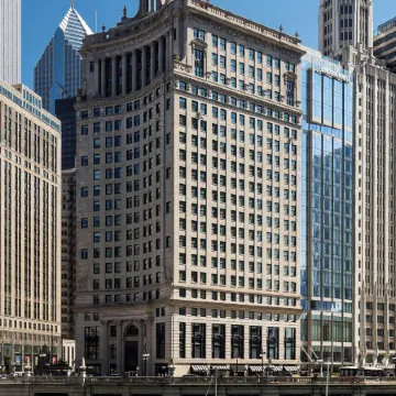 LondonHouse Chicago, Curio Collection by Hilton