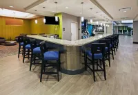 Hilton Garden Inn West Little Rock - bar