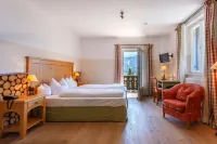 Landkomforthotel Panorama & Restaurant Bella Vista Hotels in Farchant