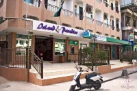 Island Paradise Inn - bar