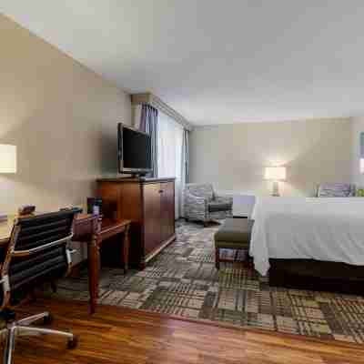 Best Western Plus Dubuque Hotel Conference Center Rooms