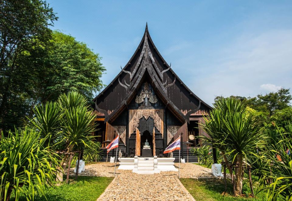 앳 원 호텔 치앙라이 썸네일