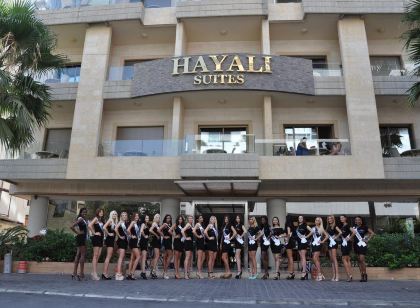 Hayali Suites