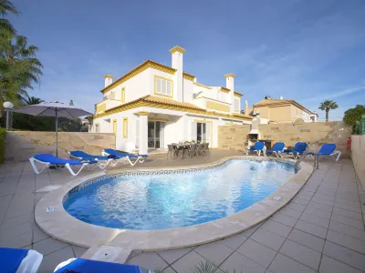 Inês Hotels in Galé