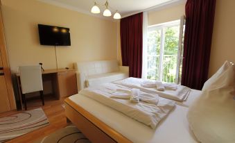 Hotel Rhein-Mosel-View