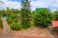 Hotel Dunhinda Hotels near Lotus Pond (Ancient Nelum Pokuna)