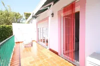 37 Grannys House