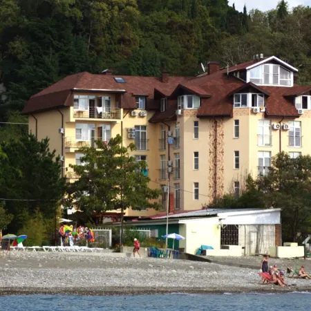 Lamore (Ламоре)