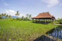 Puri Menoreh Hotel and Restaurant Borobudur Hotels in Mungkid