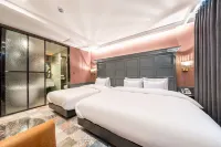 Namyangju Ninestone Hotel