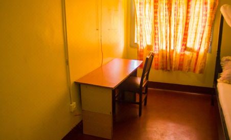 Raddison's Guest House - Housity