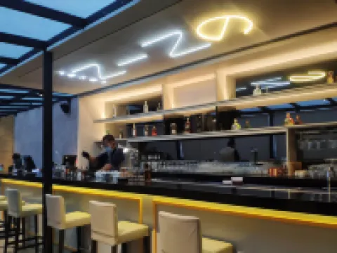Erian Hotel