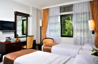 Sari Ater Hotel & Resort Hotels near Puncak Gunung Tangkuban Perahu