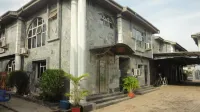 Hamak Suites and Garden Hotels near Methodist Church, Ijoku. Sagamu