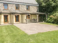 Lower West Curry Farmhouse