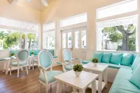 Paradise Inn - Adult Exclusive