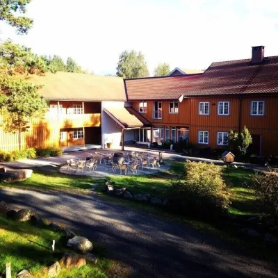 Søstrene Storaas Hotell Hotels near Syn
