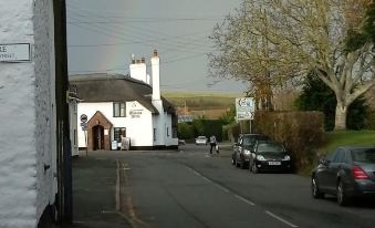 The Masons Arms