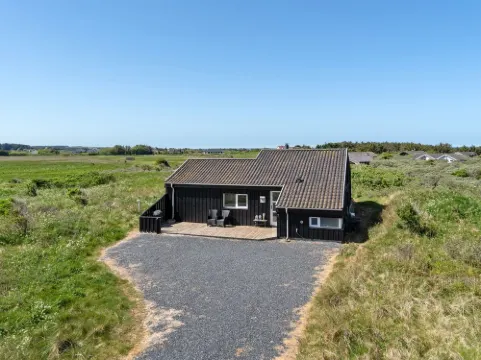 "Welma" - 500m from the Sea