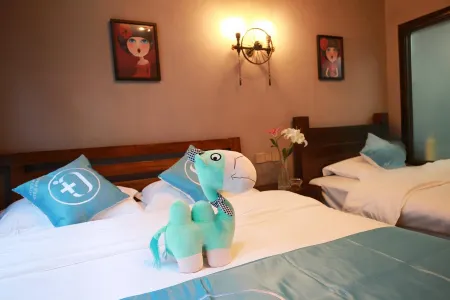 Jiuqi Zhangjiajie Yunqin Boutique Inn (National Forest Park Wulingyuan Biaozhimen) Отели рядом с достопримечательностью «The Rocky Natural Bridge»