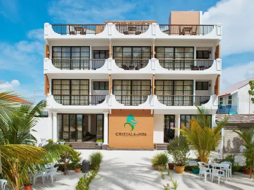 Crystal Sands فنادق في Maafushi
