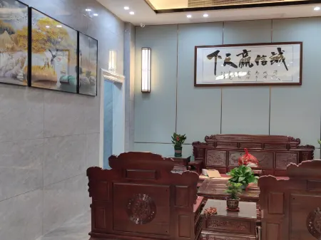 Zijin Joy Lai Hotel Отели рядом с достопримечательностью «Heyuan Yuewang Mountain Scenic Area»