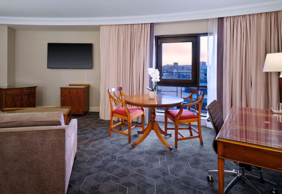 Liverpool Marriott Hotel City CentreOver view