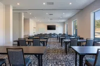 Fairfield Inn & Suites Canton Riverstone Parkway Hotels in Canton