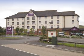 Premier Inn Glasgow Stepps (M80, J3)