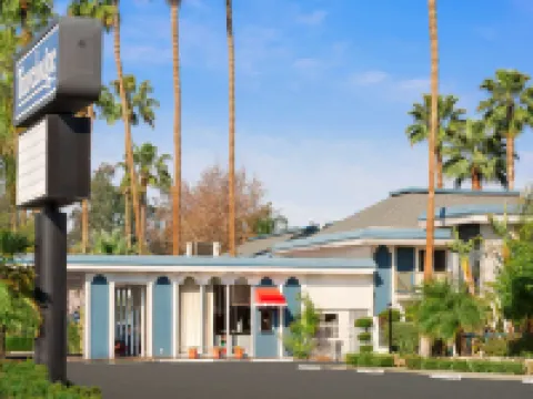 Travelodge by Wyndham Bakersfield Hoteles en Bakersfield