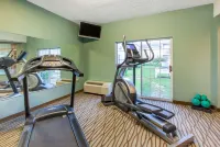 Days Inn by Wyndham Petoskey - Gym