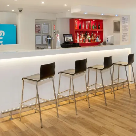 Travelodge Manchester Sportcity Отели рядом с достопримечательностью «Улица Уилмслоу-Роуд»