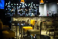 Wyndham Costa del Sol Chiclayo - ที่มีบาร์