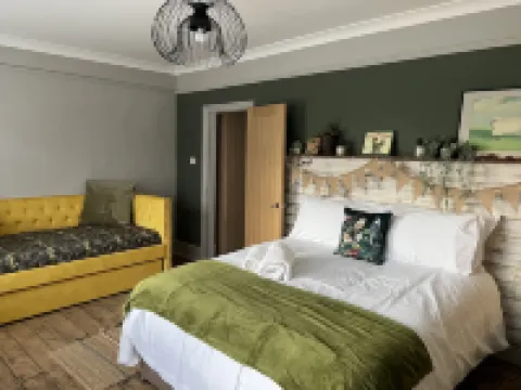 James' Place at the Park