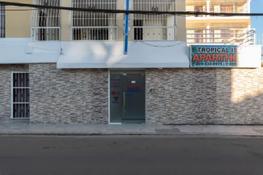 Modern 1-Bedroom Apartment with Terrace  Near Airport  Wi-Fi & Parking Hotels in 