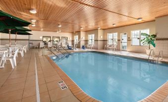 Country Inn & Suites by Radisson, Red Wing, MN