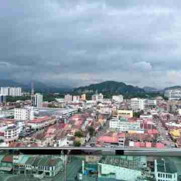 One Majestic Ipoh - 3 Bedroom Apt for Family of 5 Others