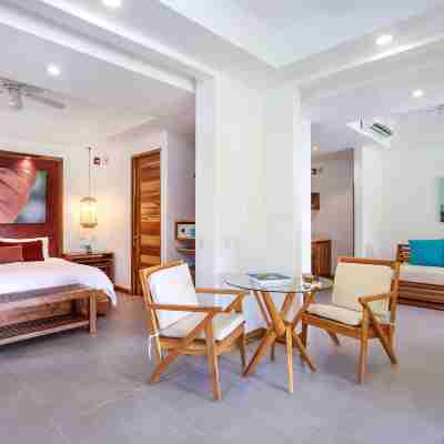 Arenas Del Mar Beachfront & Rainforest Resort Member of the Cayuga Collection Rooms