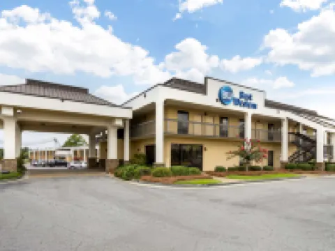 ベストウェスタン コロニアル イン コーディールのホテル