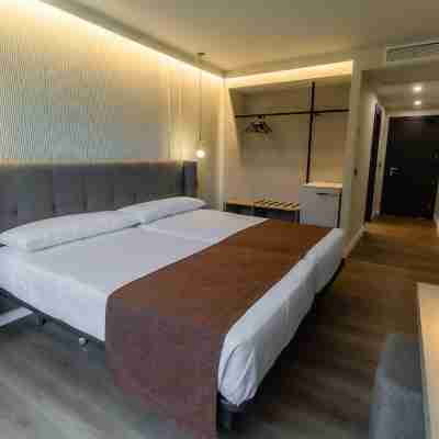 Hotel Corona de Padron Rooms