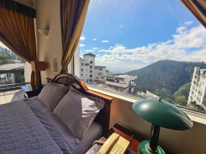 Hotel & Suites Gonsalez Suarez Quito