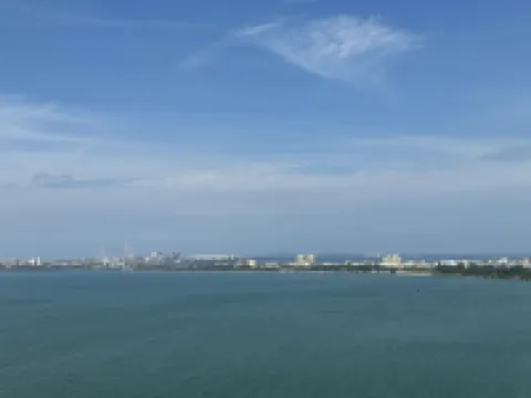 Tinghai Vacation Apartment (Huandao Sandong Road)