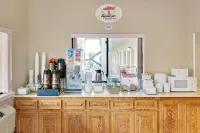 Super 8 by Wyndham Laurel Hotels in Laurel