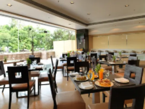 Spree Shivai Hotel Pimpri Hotels in Chinchvad