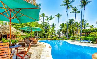 Los Corales Tropical Beach Resort & Spa