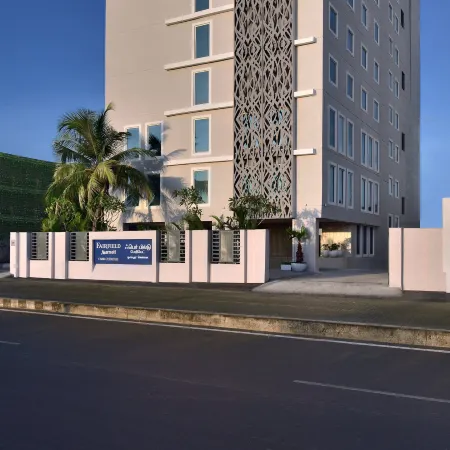 Fairfield by Marriott Chennai OMR Отели рядом с достопримечательностью «Парк развлечений VGP Universal Kingdom»