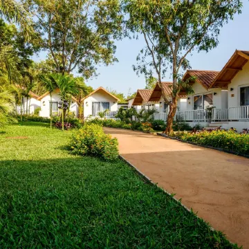 White Wood Resort by Stone Wood Hotels