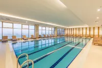 Ramada Resort by Wyndham Unye - piscine