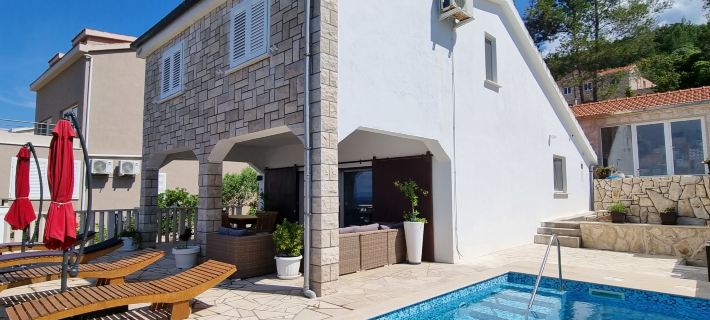 Nada Hotels in Blato