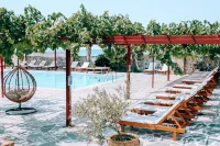 Poseidon Beach Hotel - Beach